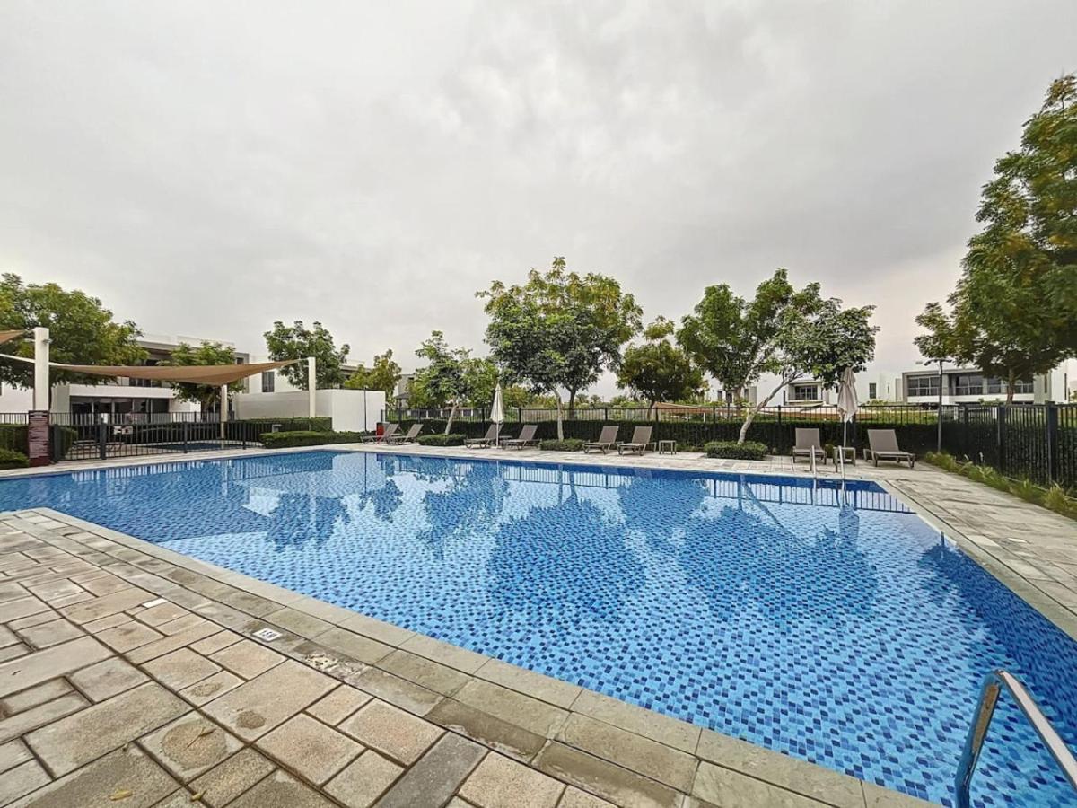Sidra 1 - Incredible Five Bedroom Villa Дубай Экстерьер фото
